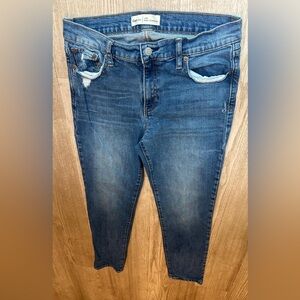 GAP Light to Medium Blue Straight Jeans